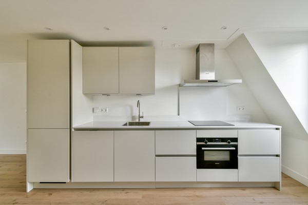 Medium property photo - Churchill-laan 187-4, 1078 DZ Amsterdam